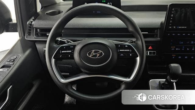 Hyundai Staria 2023 Черный из Кореи, фото 4