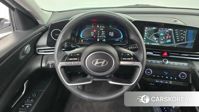 Hyundai The New Avante (CN7) 2024 Белый из Кореи, фото 4
