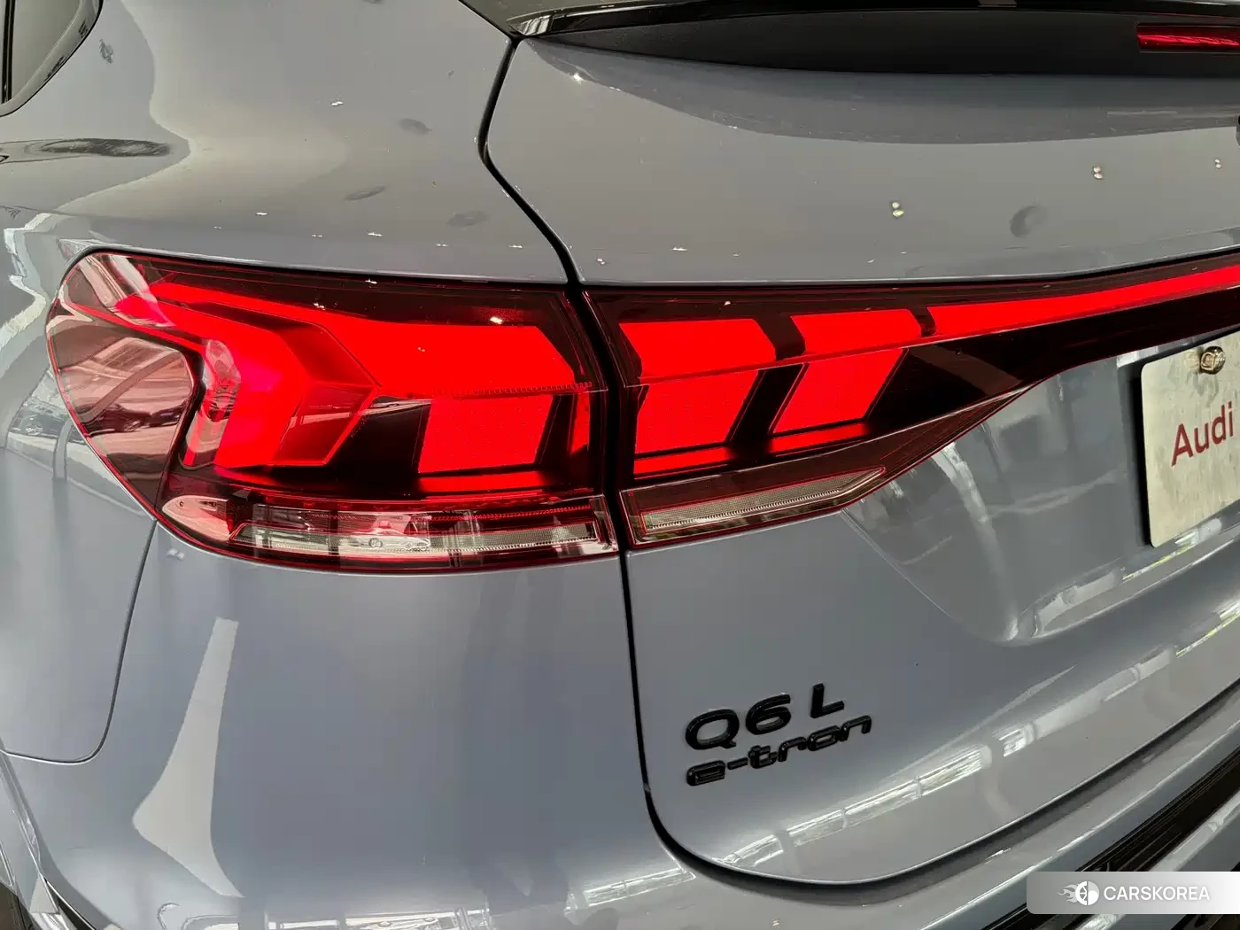 Audi Q6L Sportback 2025 Red/purple из Китая, фото 4