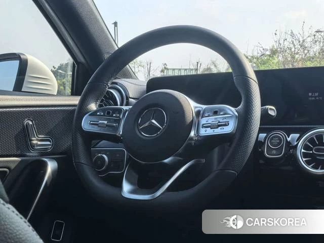 Mercedes-Benz A-Class 2022 Белый из Китая, фото 4