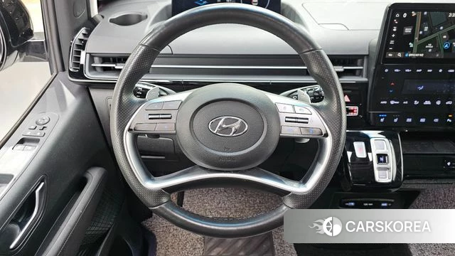 Hyundai Staria 2023 Белый из Кореи, фото 4