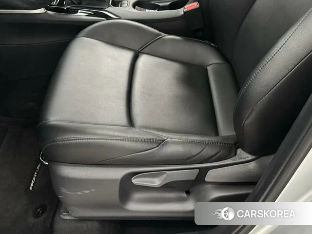 Toyota Frontlander 2023 Серебристо-серый из Китая, фото 4