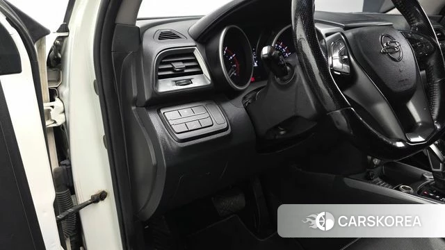 Ssangyong Tivoli Armor 2018 Белый из Кореи, фото 4