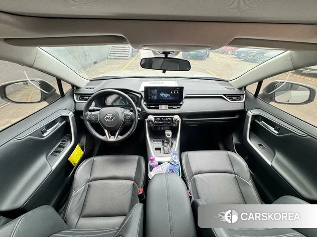 Toyota Wildlander 2023 Серебристо-серый из Китая, фото 4