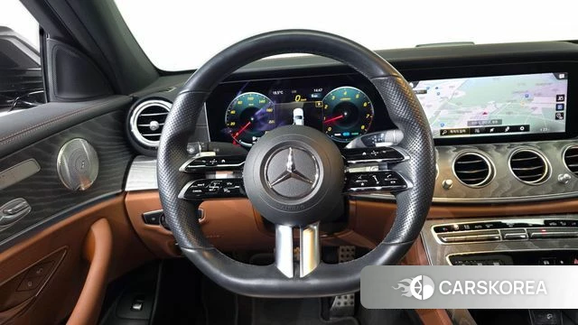 Mercedes-Benz E-Class W213 2021 Серый из Кореи, фото 4