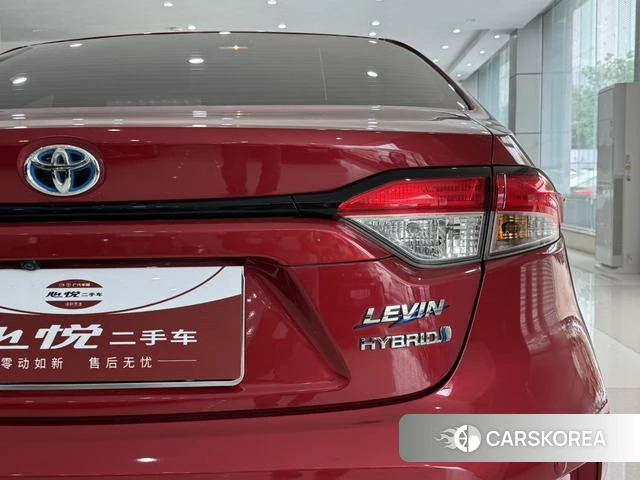 Toyota Levin 2021 Красный из Китая, фото 4