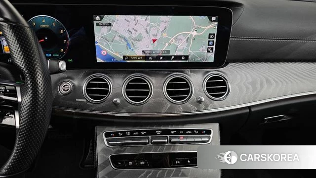 Mercedes-Benz E-Class W213 2021 Белый из Кореи, фото 4