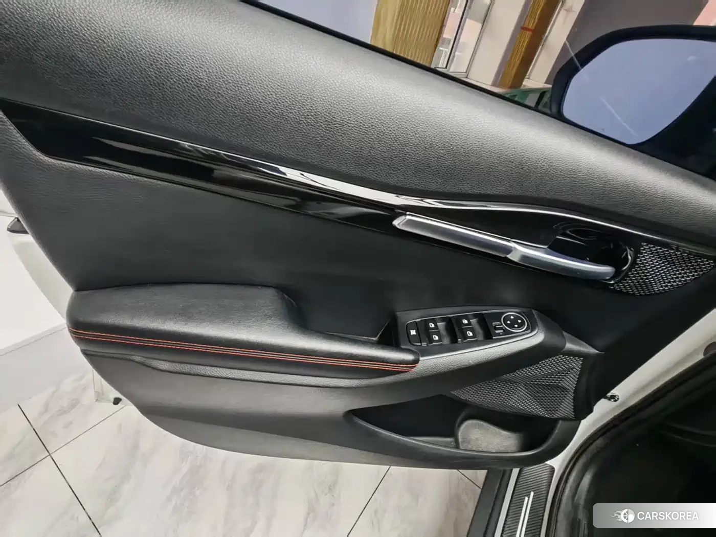 Kia KX3 2021 Белый из Китая, фото 4