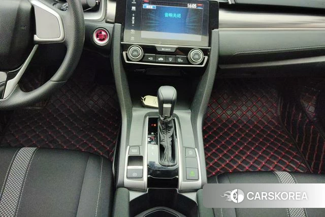Honda Civic 2021 Белый из Китая, фото 4