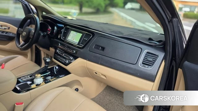 Kia The New Carnival 2019 Черный из Кореи, фото 4