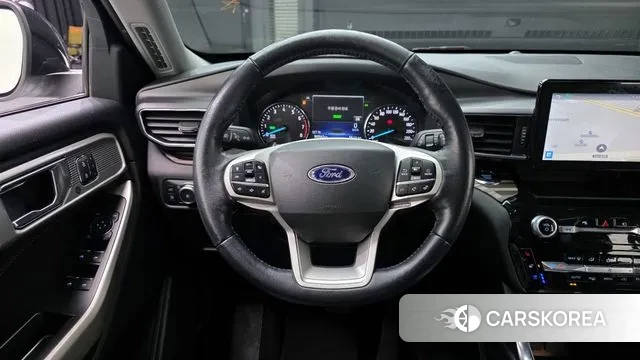 Ford Explorer 6th Generation 2022 Белый из Кореи, фото 4