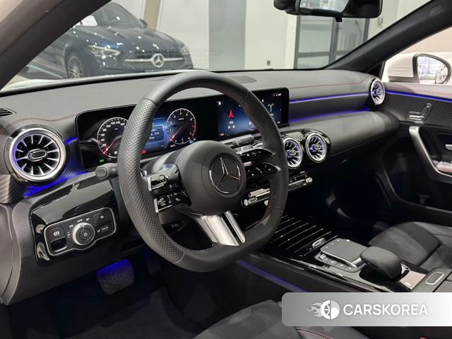Mercedes-Benz A-Class 2024 Белый из Китая, фото 4