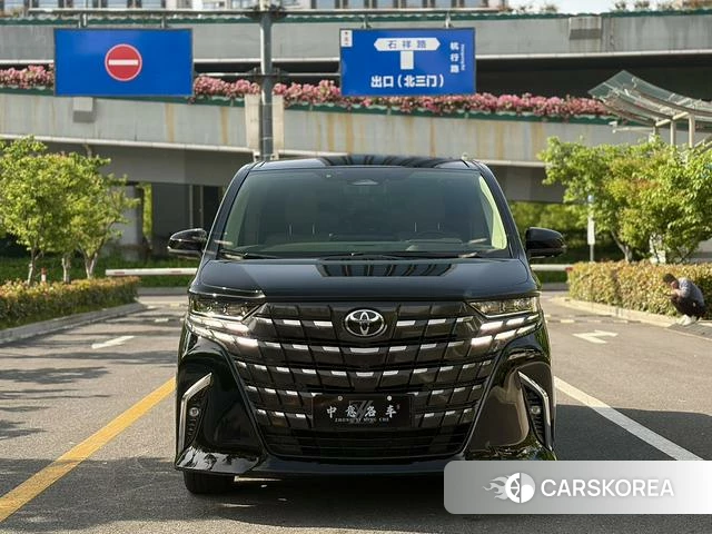 Toyota Alphard 2025 Черный из Китая, фото 4