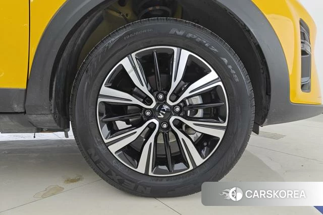 Kia KX1 2021 Желтый из Китая, фото 4