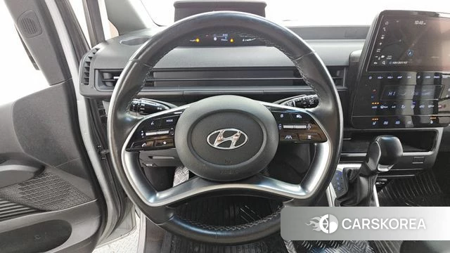 Hyundai Staria 2022 Серебристо-серый из Кореи, фото 4