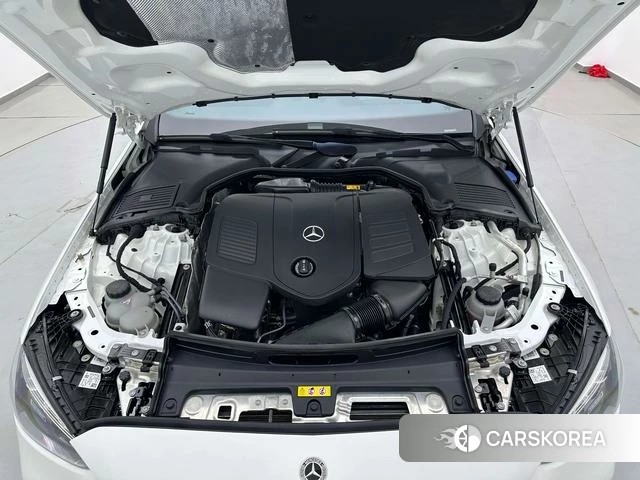 Mercedes-Benz C-class 2024 Белый из Китая, фото 4