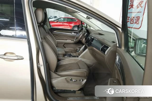 Volkswagen Viloran 2021 Желтый из Китая, фото 4