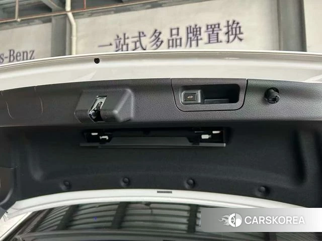 Mercedes-Benz C-class 2024 Белый из Китая, фото 4