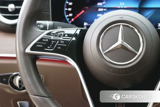 Mercedes-Benz E-Class 2023 Черный из Китая, фото 4