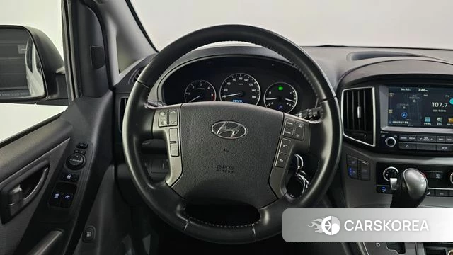 Hyundai The New Grand Starex 2018 Белый из Кореи, фото 4