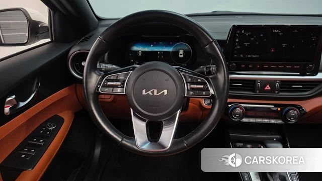 Kia The New K3 2nd generation 2021 Белый из Кореи, фото 4