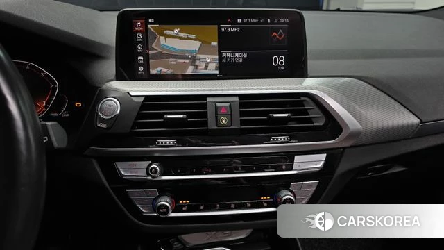 BMW X3 (G01) 2021 Черный из Кореи, фото 4