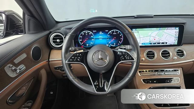 Mercedes-Benz E-Class W213 2022 Черный из Кореи, фото 4