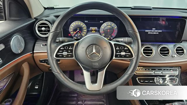 Mercedes-Benz E-Class W213 2018 Черный из Кореи, фото 4