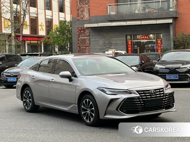 Toyota Avalon 2024 Темно-серый из Китая, фото 4
