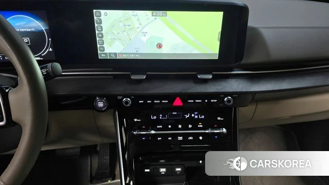 Kia Carnival 4th generation 2023 Белый из Кореи, фото 4
