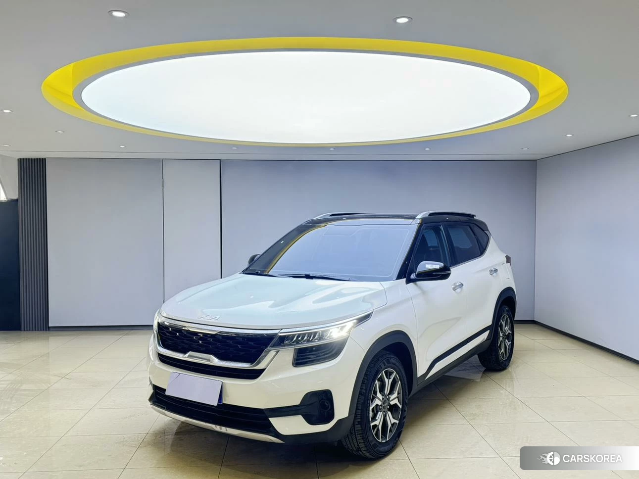 Kia KX3 2021 Белый из Китая, фото 4