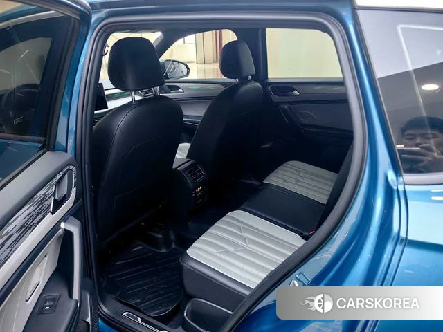 Volkswagen Tayron 2022 Синий из Китая, фото 4