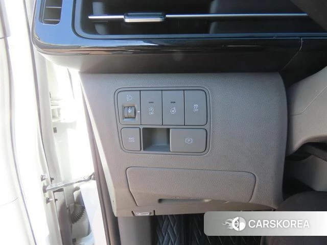 Hyundai Staria 2021 Белый из Кореи, фото 4