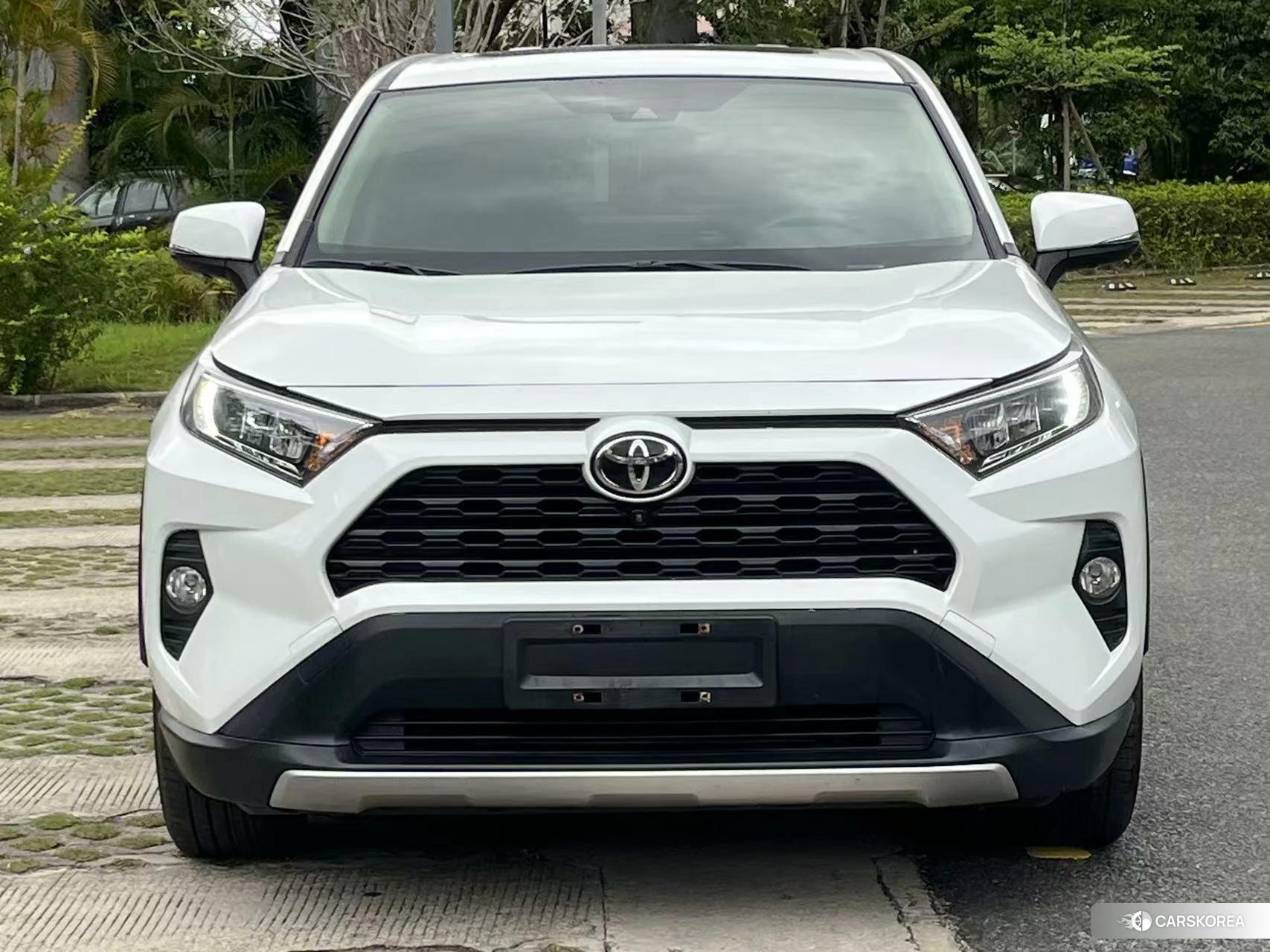 Toyota RAV4 2021 Белый из Китая, фото 4