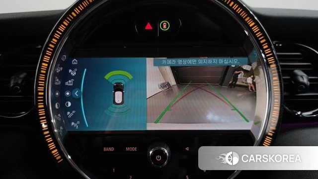 Mini Cooper 2023 Белый из Кореи, фото 4
