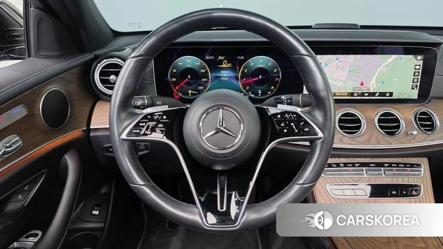 Mercedes-Benz E-Class W213 2021 Черный из Кореи, фото 4