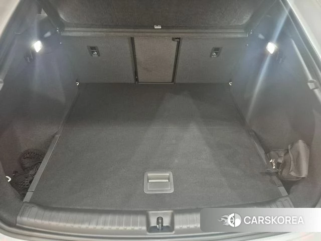 Audi Q4 e-Tron (F4) 2026 Белый из Кореи, фото 4