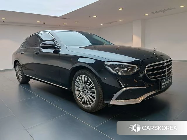 Mercedes-Benz E-Class 2022 Черный из Китая, фото 4