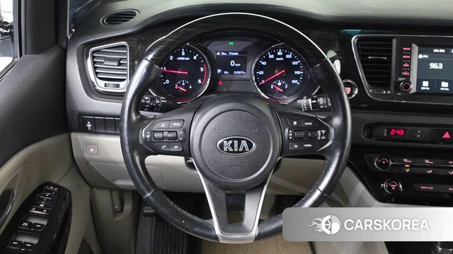 Kia The New Carnival 2018 Белый из Кореи, фото 5