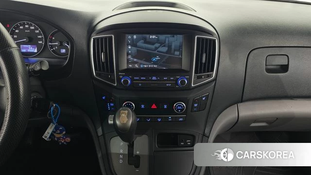 Hyundai The New Grand Starex 2019 Желтый из Кореи, фото 4