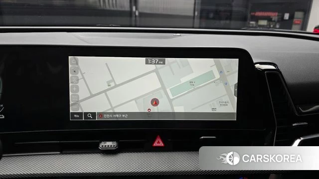 Kia Sportage 5th Generation Hybrid 2024 Белый из Кореи, фото 4