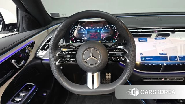 Mercedes-Benz E-Class W214 2025 Белый из Кореи, фото 4