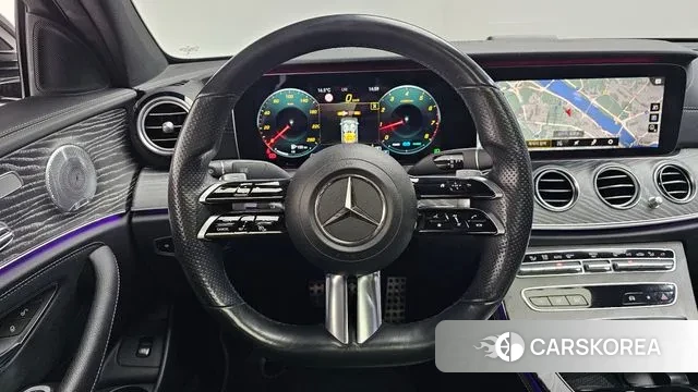 Mercedes-Benz E-Class W213 2021 Черный из Кореи, фото 4