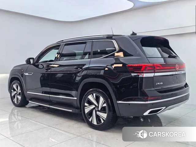 Volkswagen Teramont 2024 Черный из Китая, фото 4