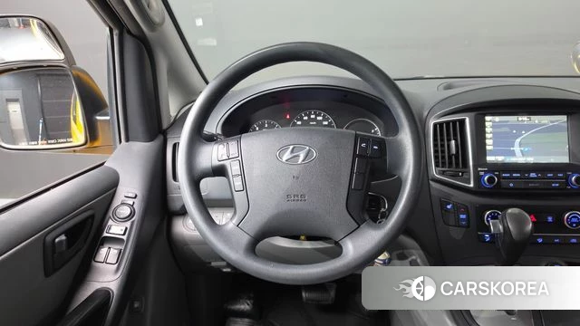 Hyundai The New Grand Starex 2018 Желтый из Кореи, фото 4