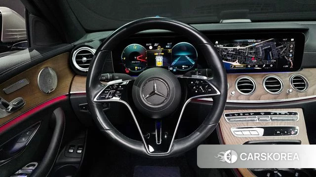 Mercedes-Benz E-Class W213 2021 Серебряный из Кореи, фото 4