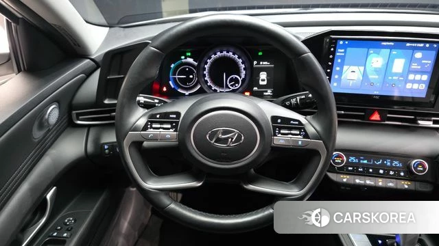 Hyundai The New Avante Hybrid (CN7) 2023 Белый из Кореи, фото 4