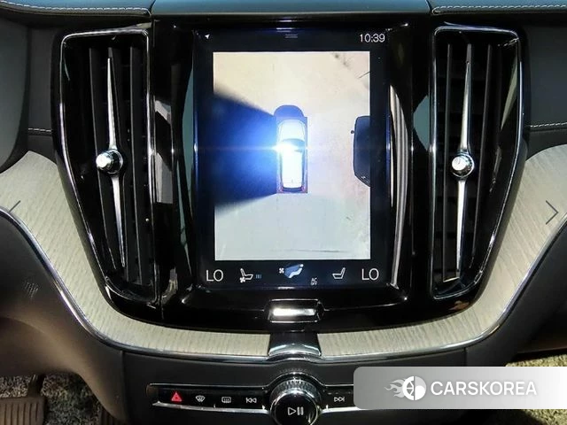 Volvo XC60 second Generation 2018 Белый из Кореи, фото 4