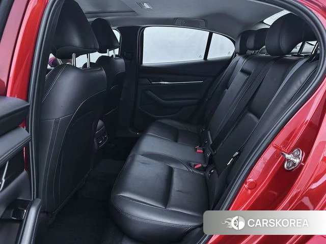 Mazda 3 2021 Красный из Китая, фото 4