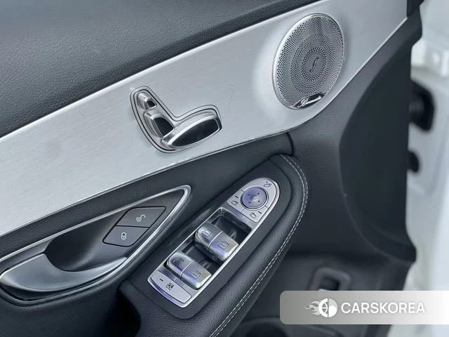 Mercedes-Benz C-class 2021 Белый из Китая, фото 4